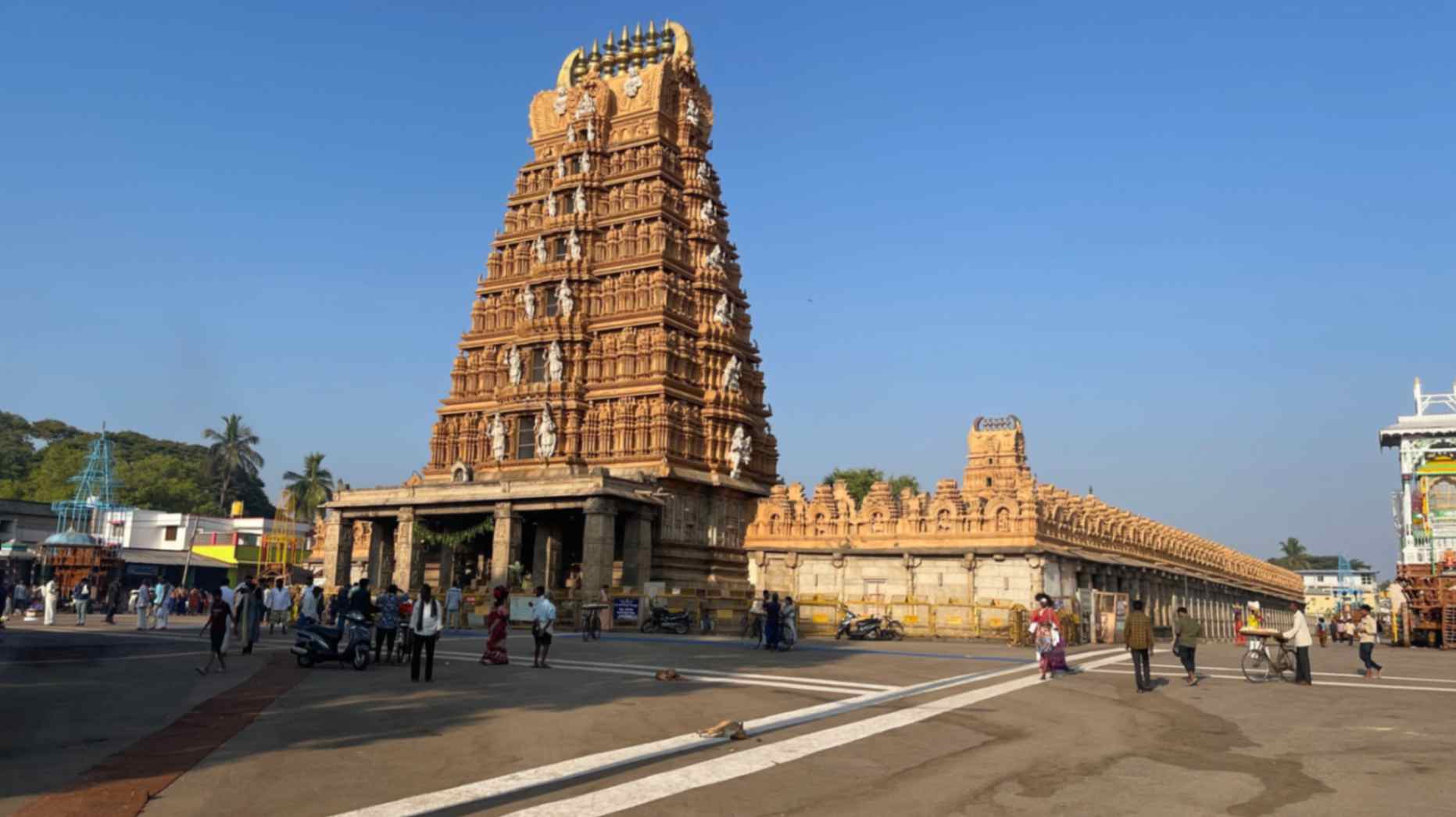 7 FEATURES OF SOUTH INDIAN TEMPLES AND ARCHITECTURE